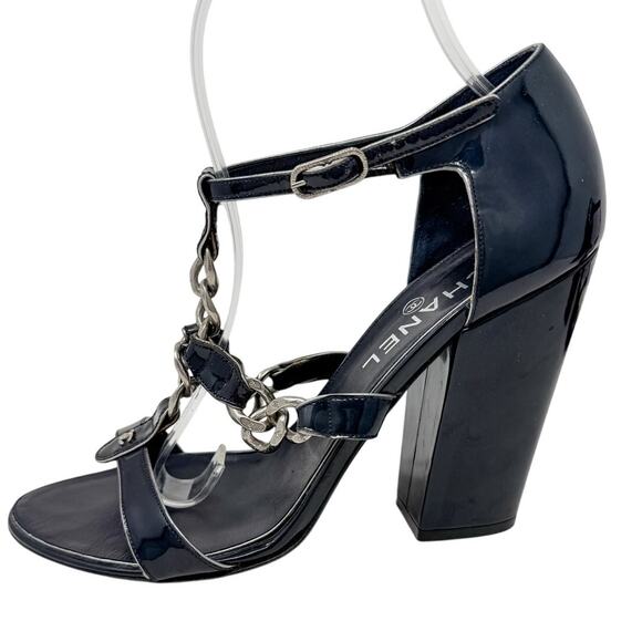Chanel Patent & CC Logo Chain Link Navy Silver Block Heel Sandals size 39.5 - Picture 8 of 16
